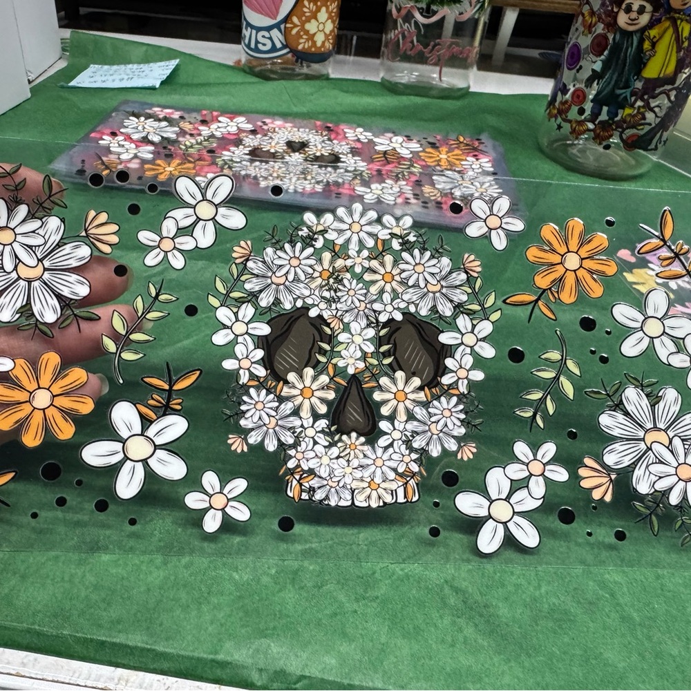 Daisy skull UV DTF cup wrap